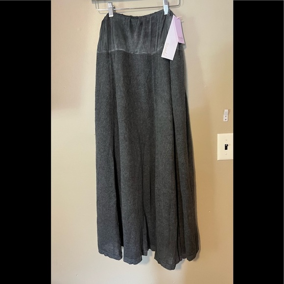 SCANDAL Italy Mohair Maxi Skirt NWT - Picture 5 of 8
